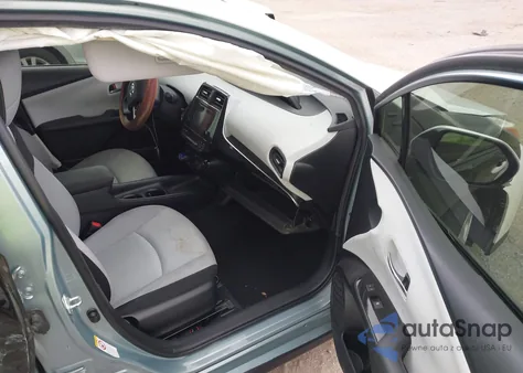 2016 Toyota Prius Two from USA, damaged, VIN JTDKBRFU4G3511091